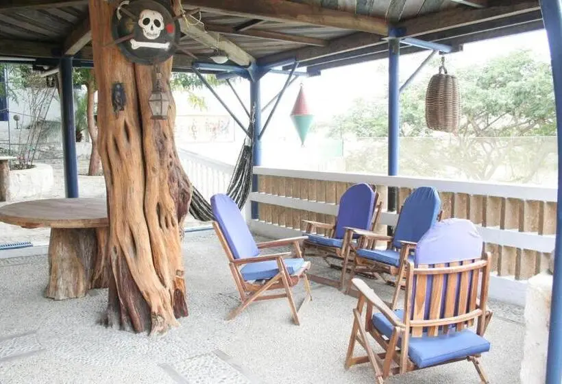 スタンダード5人部屋, Hosteria Farallon Dillon