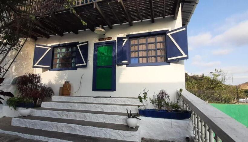 اتاق استاندارد چهارنفره با چشمانداز باغ, Hosteria Farallon Dillon