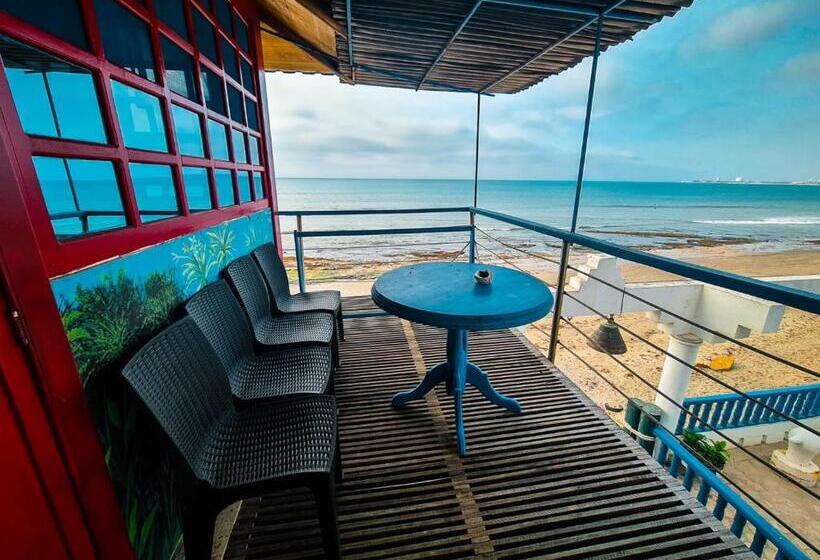 اتاق استاندارد چهارنفره با بالکن, Hosteria Farallon Dillon