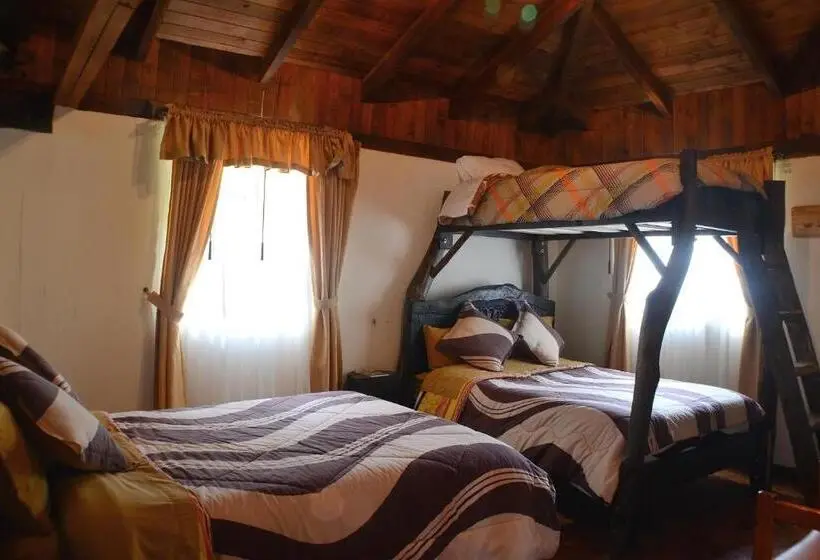 Basic Kolmen Hengen Huone, Hosteria San Jose De Sigchos