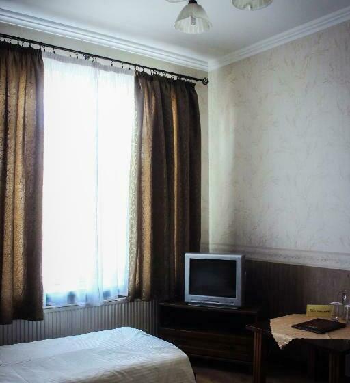 اتاق استاندارد, Nashe Misto Guest House