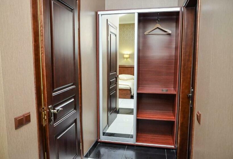 اتاق استاندارد, Nashe Misto Guest House