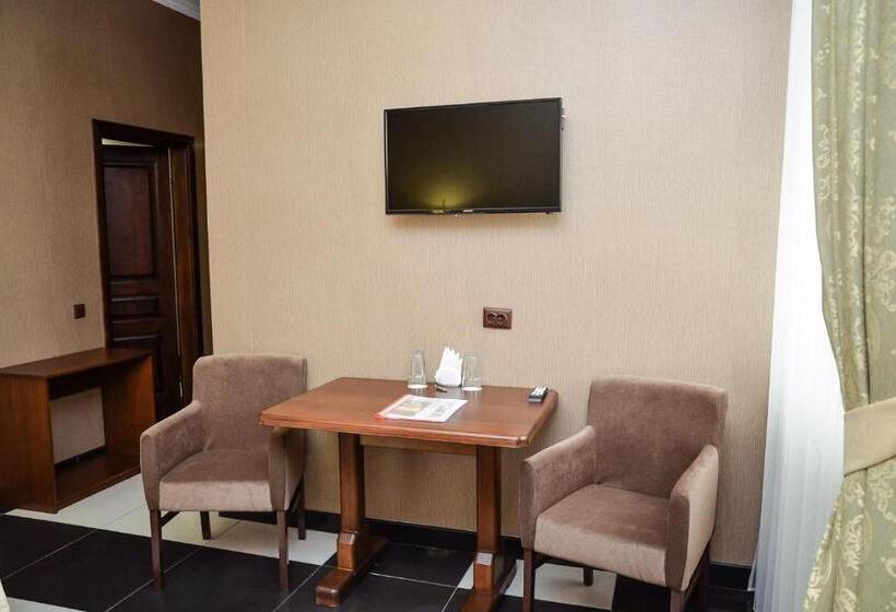 اتاق استاندارد, Nashe Misto Guest House