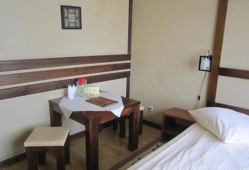 اتاق استاندارد, Nashe Misto Guest House