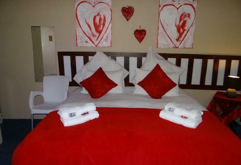 اتاق استاندارد, Obrigado Guest House