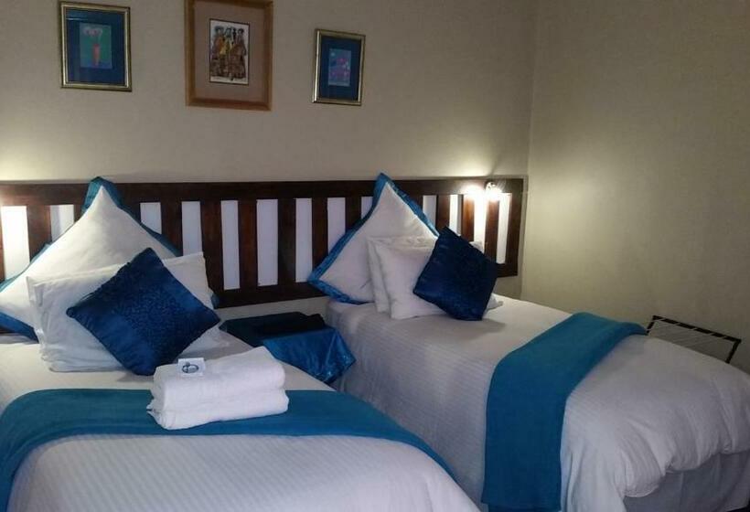 اتاق استاندارد, Obrigado Guest House