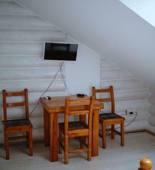 חדר אקונומי, Grebenky Motel