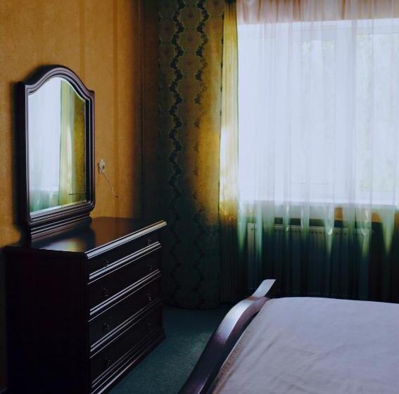 Люкс, Grebenky Motel