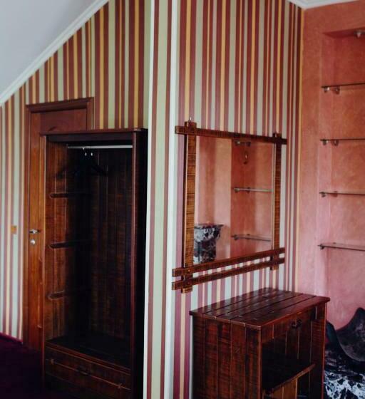 סוויטה, Grebenky Motel