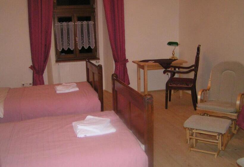 חדר סטנדרט, Kaštieľ Biela Dáma A čierny Rytier