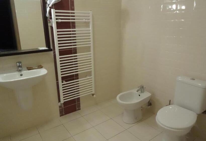 סוויטה דלוקס, Kaštieľ Biela Dáma A čierny Rytier