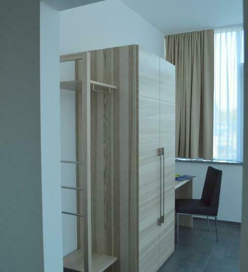 스탠다드 룸, Turmöl