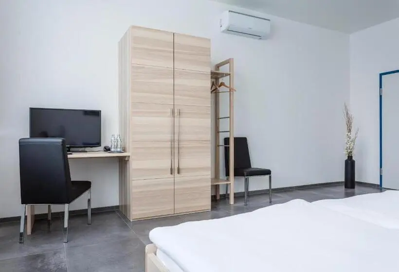 Habitació Comfort, Turmöl