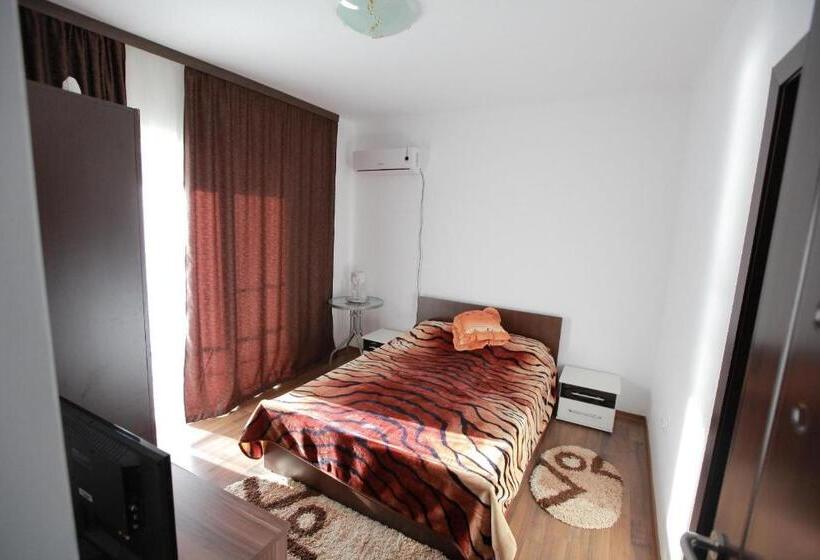 Номер Economy, Casa Lucian