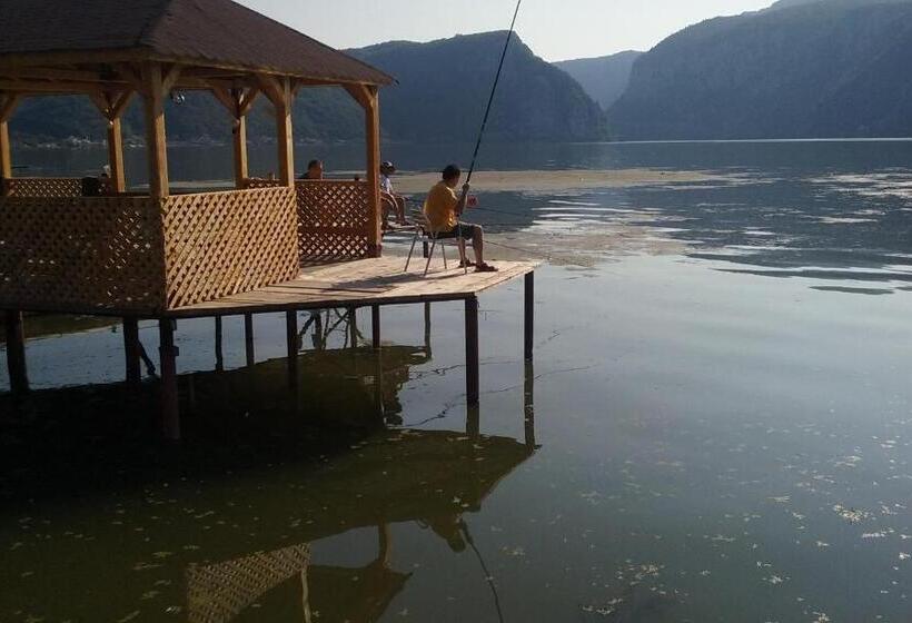 Дом 1 Спальня, Casa Lucian