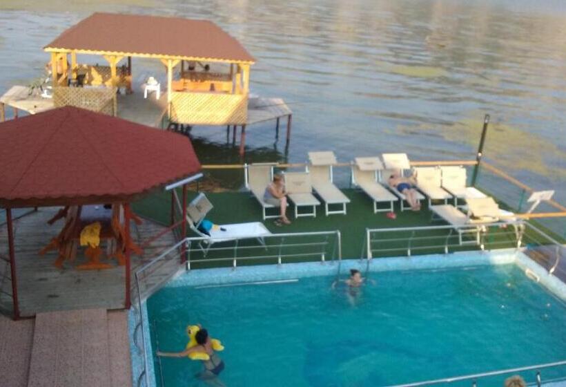 Дом 1 Спальня, Casa Lucian