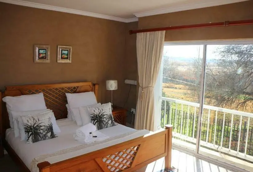 スイート, Indigo Moon Guesthouse