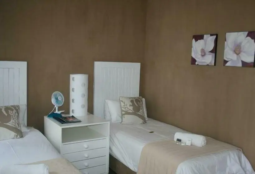 デラックスルーム, Indigo Moon Guesthouse