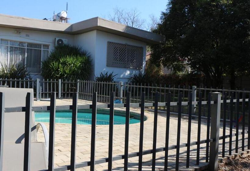 غرفة إقتصادية, Indigo Moon Guesthouse