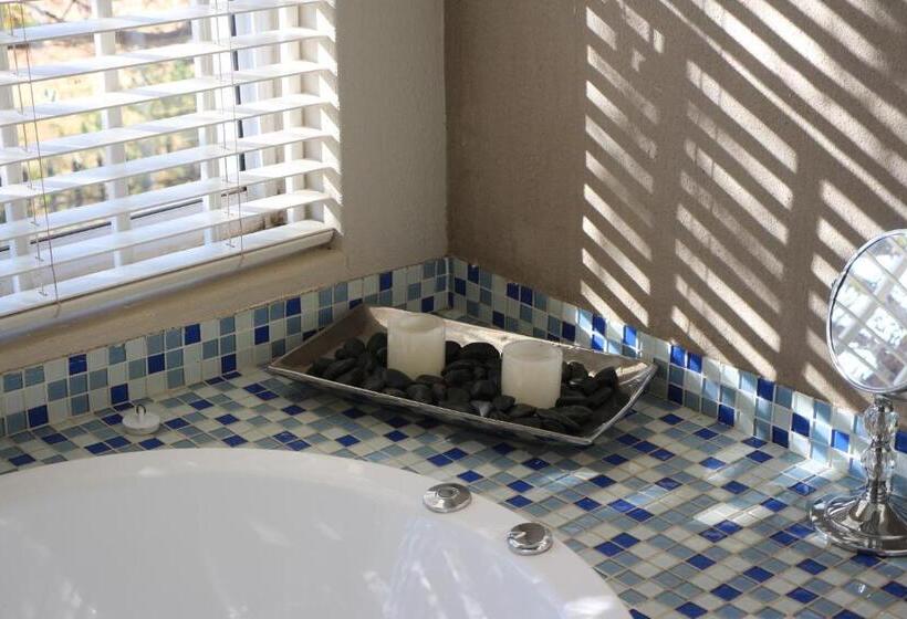 Люкс Deluxe Кровать Кинг, Indigo Moon Guesthouse