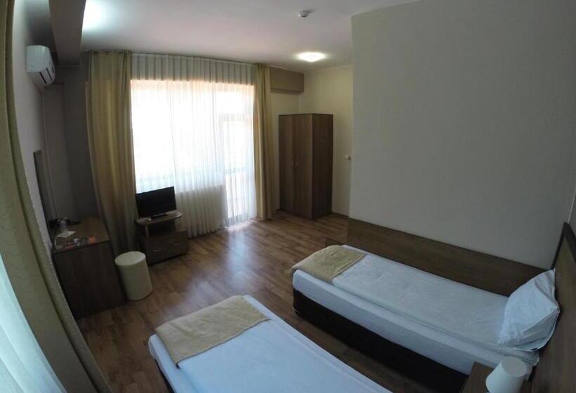 Номер Стандарт с Балконом, Spa Hotel Ivelia