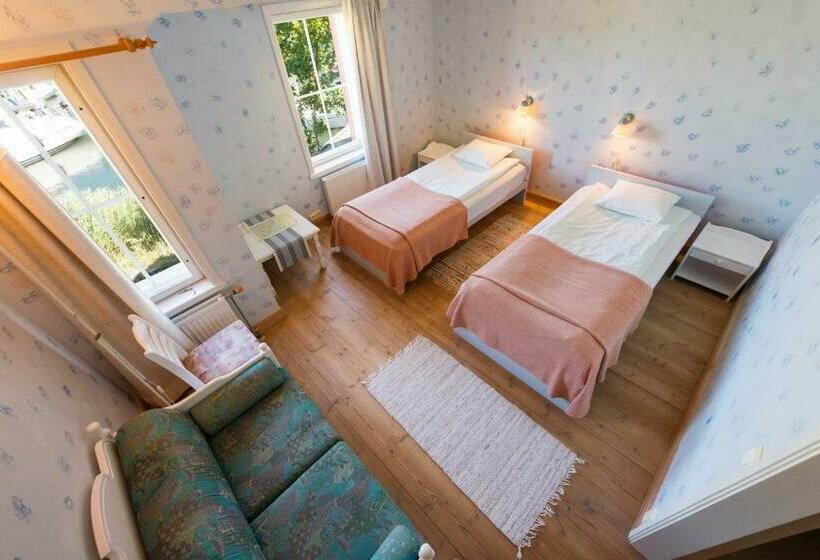 オーシャンビュースタンダードルーム, Brudhäll Hotel & Restaurant