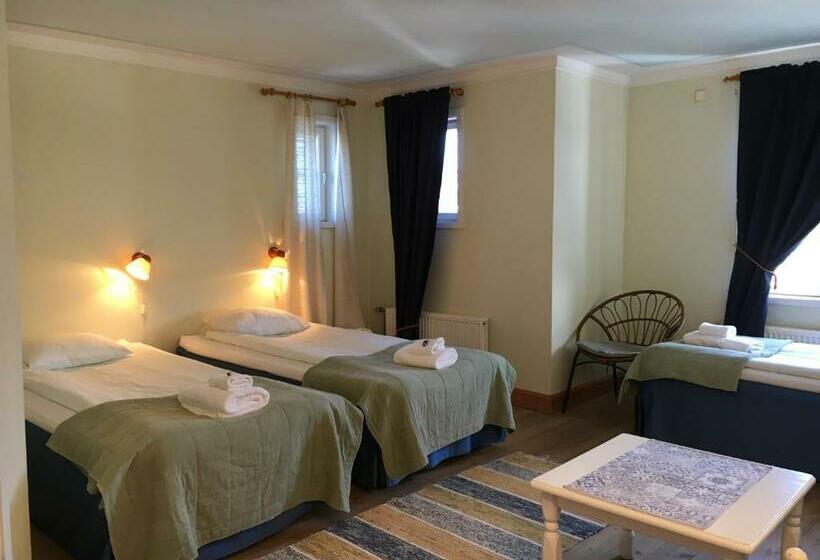 Triple Room Sea View, Brudhäll Hotel & Restaurant