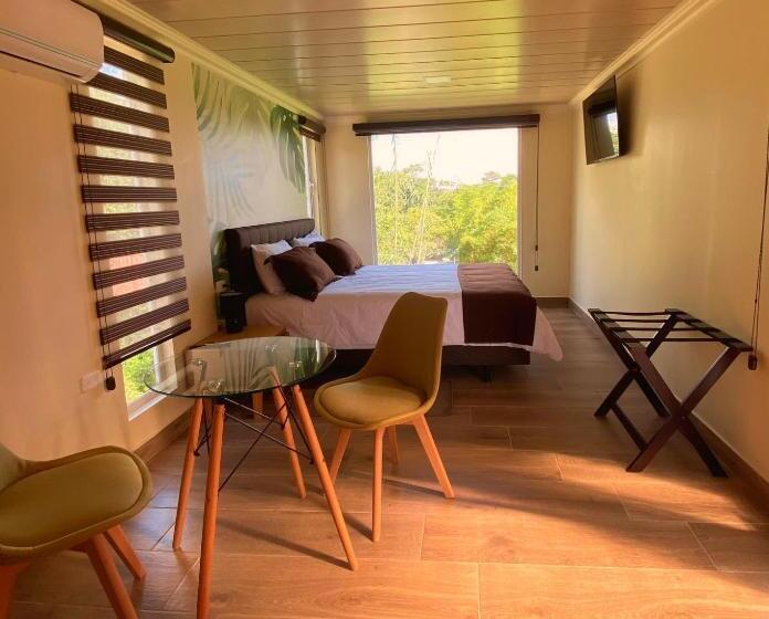 اتاق استاندارد یک نفره, Hostería Ojo De Agua