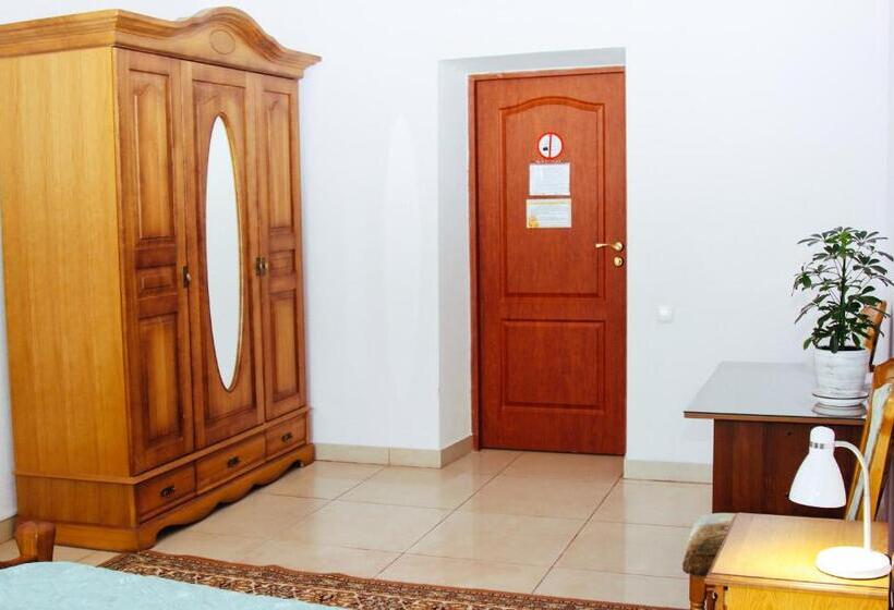 غرفة إقتصادية, Sluch