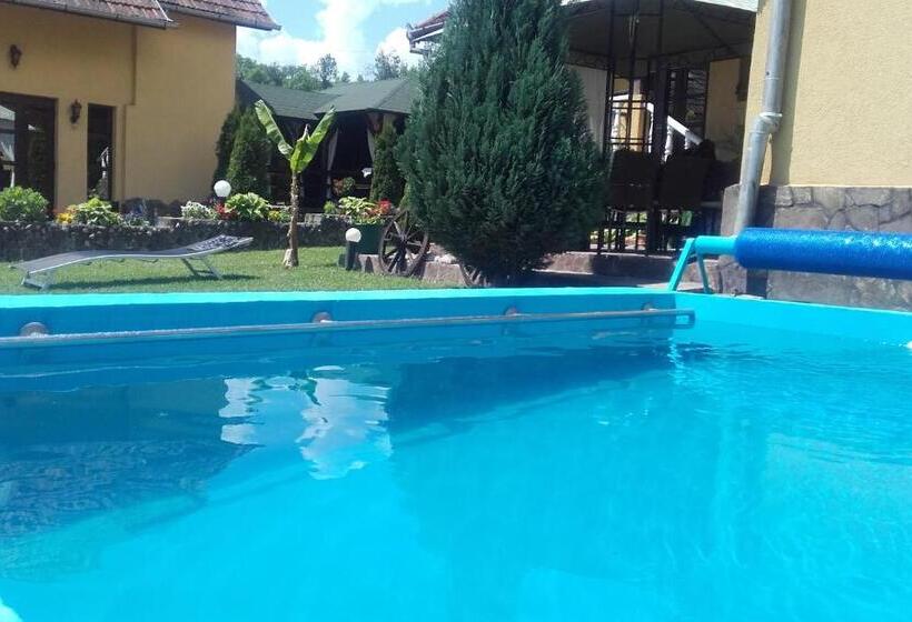 منزل غرفة نوم واحدة, Casa De Vacanta Silvia Varmaga