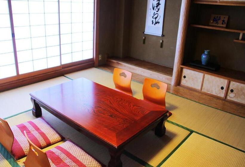 غرفة عائلية حمام مشترك, Guesthouse E Ne