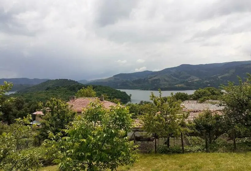 スタンダードルーム, Mihaela Lake Retreat