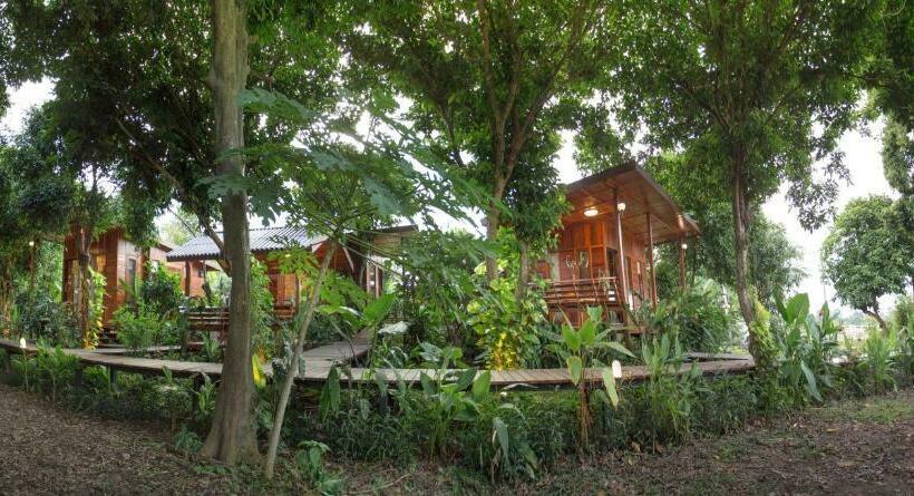 キングサイズベッドのスタンダードルーム, Romyen House