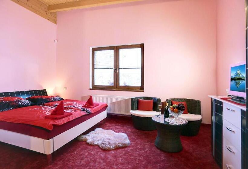 غرفة قياسية حمام مشترك, Pension Sunset Mezirolí