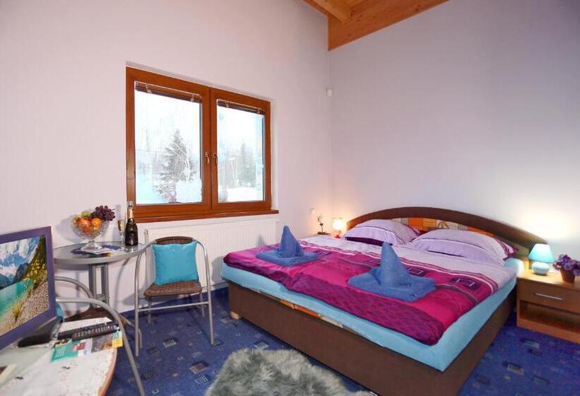 غرفة قياسية حمام مشترك, Pension Sunset Mezirolí