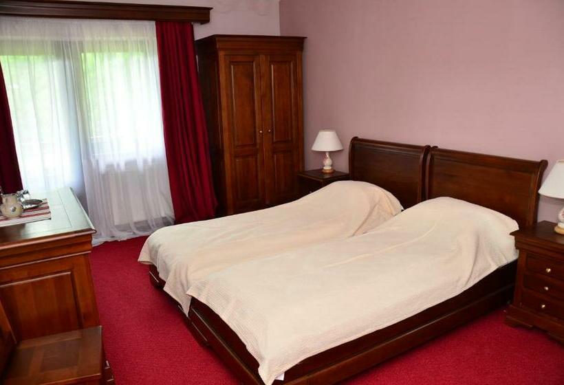 חדר דלוקס, Pensiunea Valea Pinului