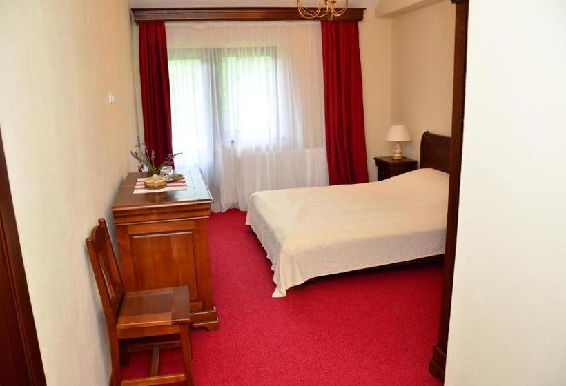 חדר דלוקס, Pensiunea Valea Pinului