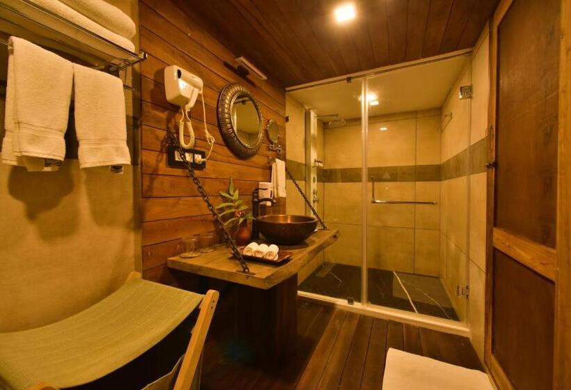 豪华房间, Wild Planet Jungle Resort