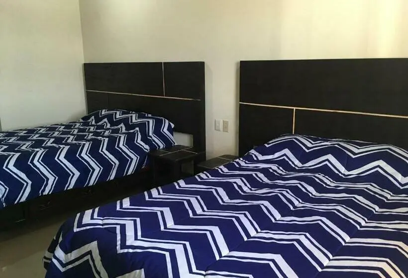 デラックスルーム, 8 Hotel Ejecutivo