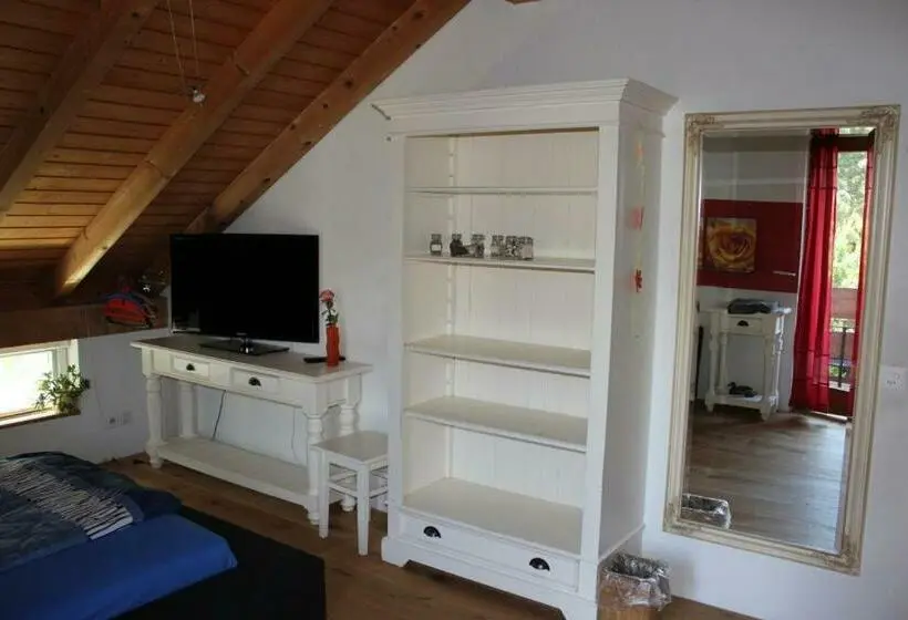 バス共有のスタンダードルーム, Bed & Breakfast Wepfer