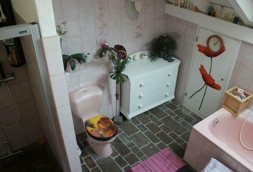 バス共有のスタンダードルーム, Bed & Breakfast Wepfer