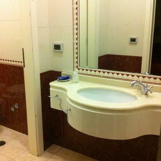 四人标准间, Albergo Carpino