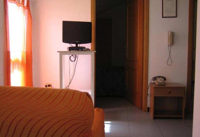 带2个卧室的公寓, Albergo Carpino