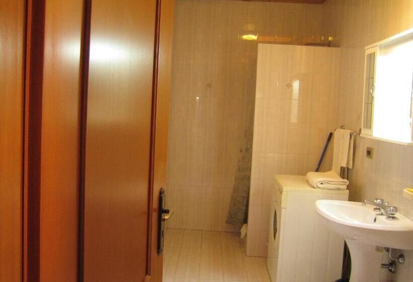 带2个卧室的公寓, Albergo Carpino