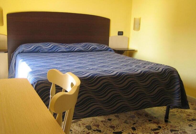 舒适型单人间, Albergo Carpino