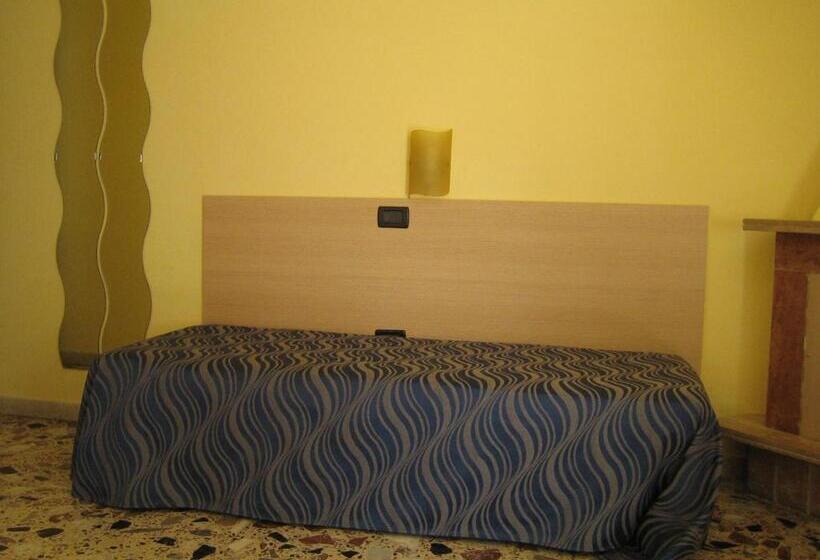 舒适型单人间, Albergo Carpino