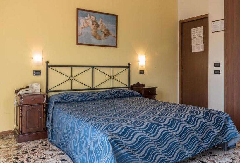 标准间, Albergo Carpino