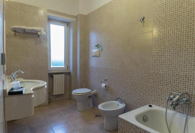 标准单人间, Albergo Carpino