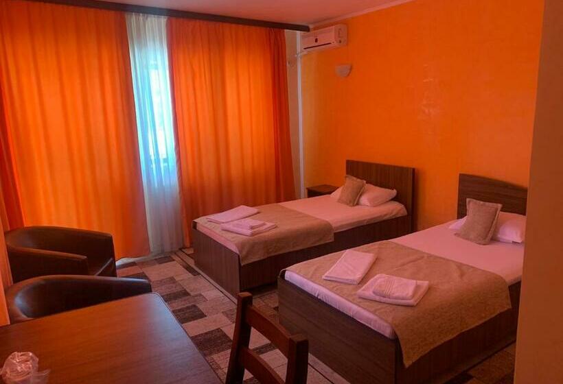 スタンダードルーム, Eden