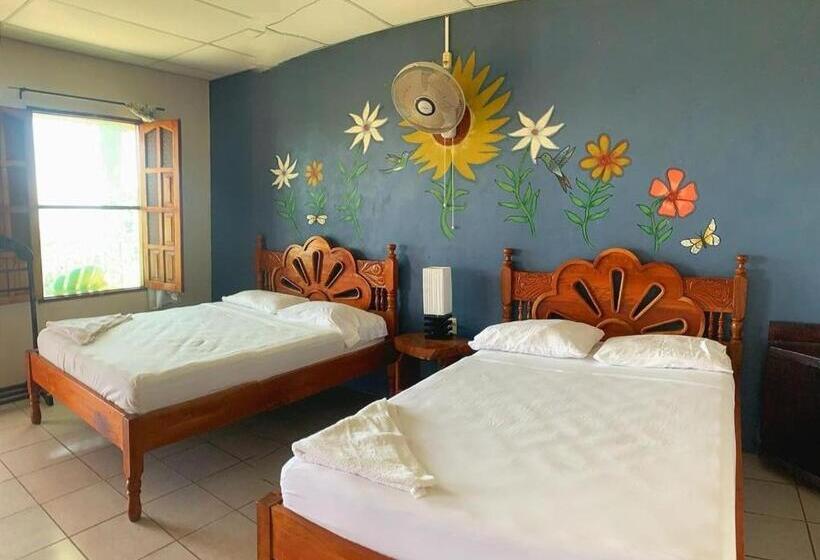 اتاق خانوادگی, El Mirador Ecológico, Ometepe